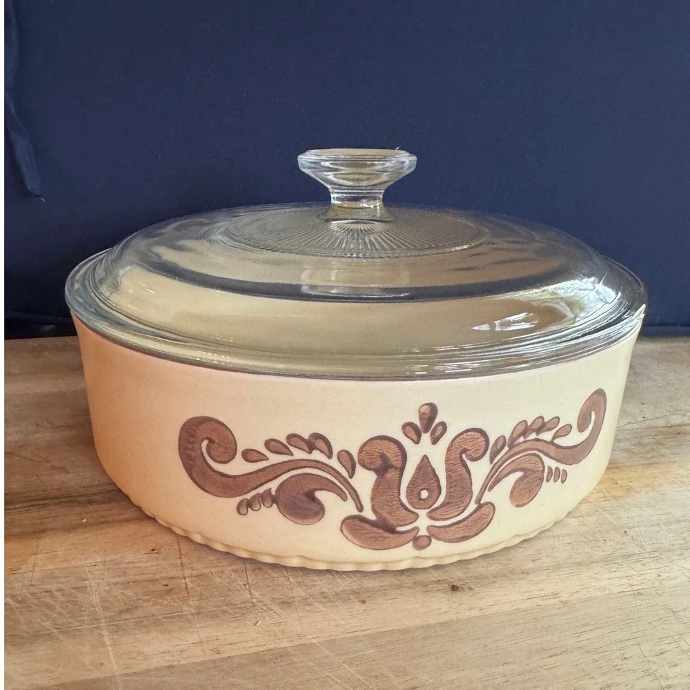 Pfaltzgraff Village‎ Round Casserole Dish Pyrex Glass Lid Vintage Stoneware USA